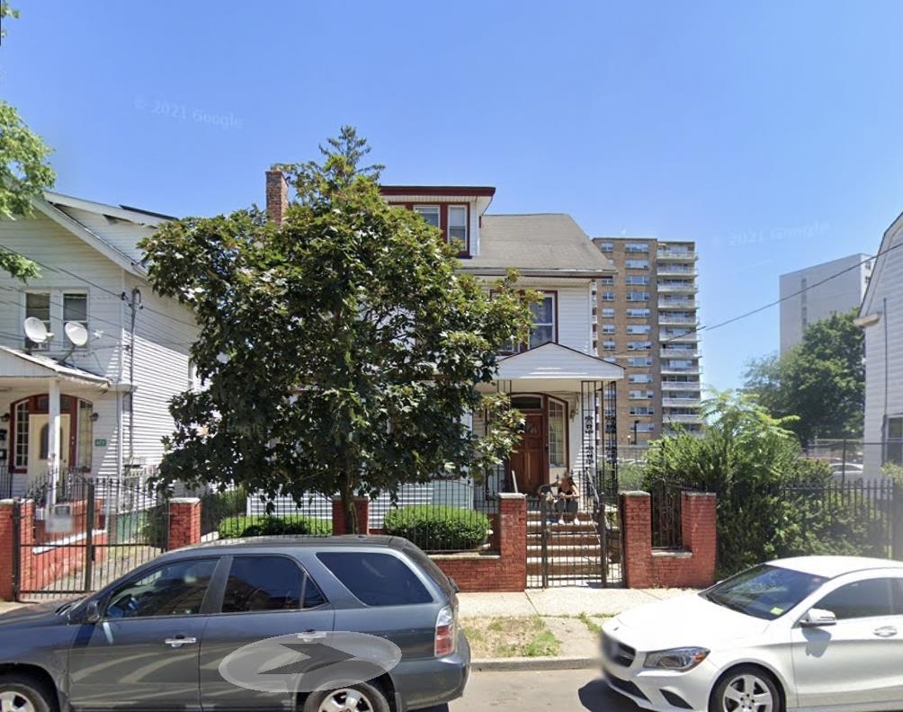 473475 CLIFTON Ave, Newark, NJ 07104 MLS 220008230 Redfin