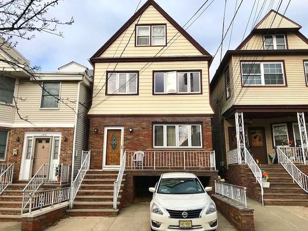 141 W 31ST St, Bayonne, NJ 07002 | MLS# 202016571 | Redfin