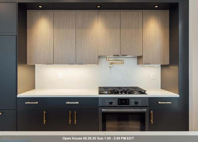 Property at 177 PINE St #2, Jersey City, NJ 07304, 3 beds, 2 baths