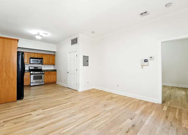 Property at 85 BROADWAY Unit 1E, Jersey City, NJ 07306, 1 bed, 1 bath