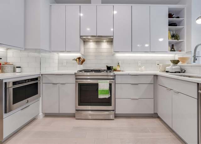 Property at 332 NEWARK Ave Unit 2D, Jersey City, NJ 07302, 1 bed, 1 bath
