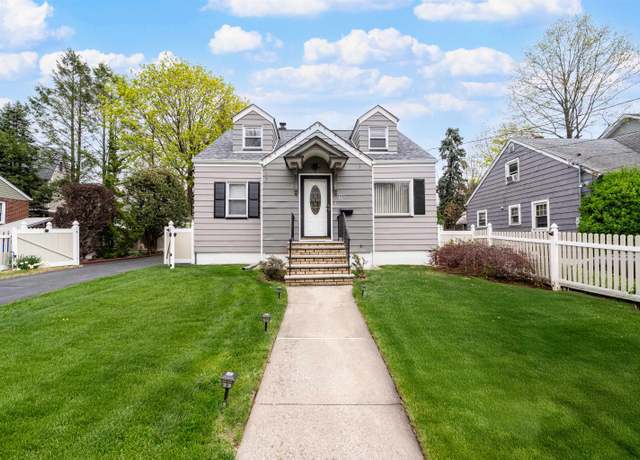 Property at 11 HUGHES St, Passaic, NJ 07055, 3 beds, 4 baths