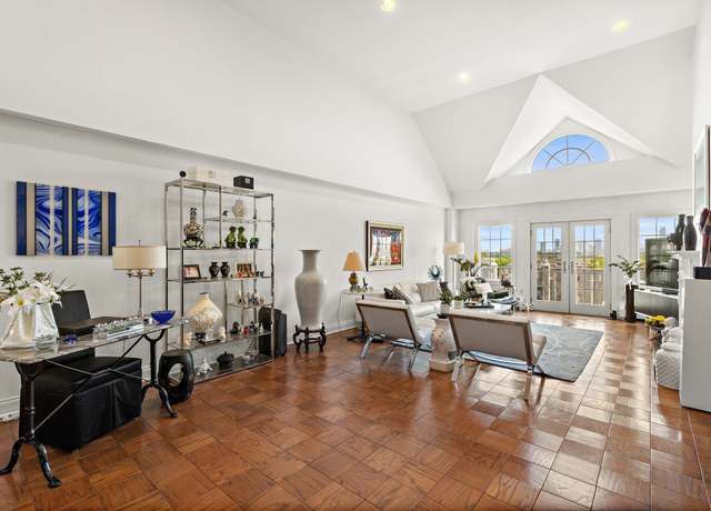 Property at 202 SHEARWATER Ct W Ph -51, Jersey City, NJ 07305, 3 beds, 2.5 baths