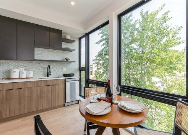 Property at 433 CENTRAL Ave Unit 3B, Jersey City, NJ 07307, 2 beds, 1 bath