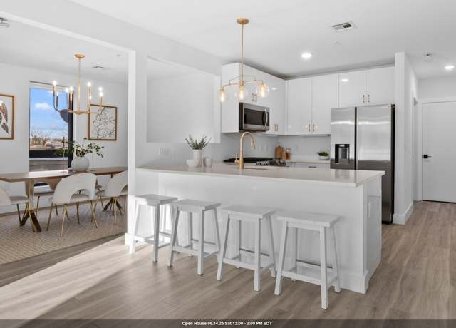 Property at 117 W 2ND St #301, Bayonne, NJ 07002, 2 beds, 2 baths