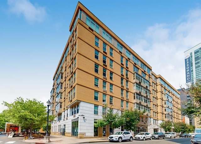 Property at 10 REGENT St #201, Jersey City, NJ 07302, 2 beds, 2 baths