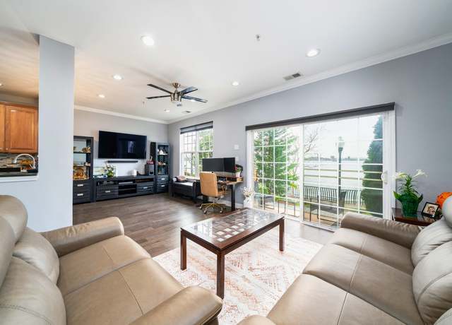 Property at 17 LEE Ct, Jersey City, NJ 07305, 2 beds, 2.5 baths