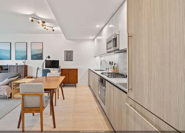 Property at 155 BAY St #2706, Jersey City, NJ 07302, 1 bed, 1 bath
