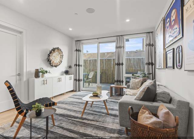 Property at 371 2ND St Unit 2B, Jersey City, NJ 07302, 3 beds, 2 baths