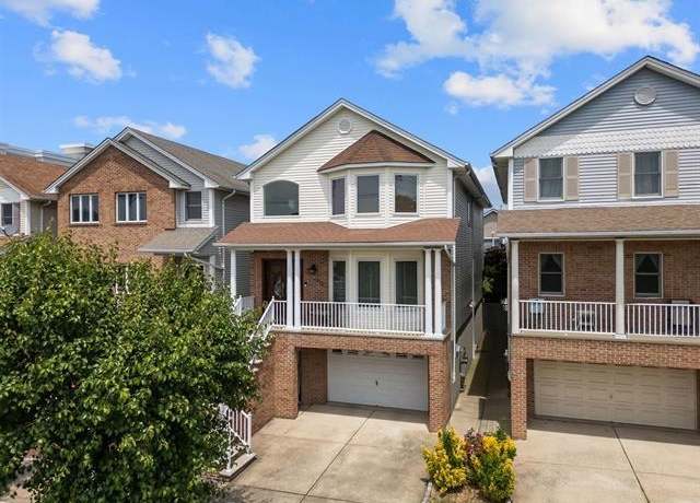 Property at 177 W 53RD St, Bayonne, NJ 07002, 4 beds, 3.5 baths