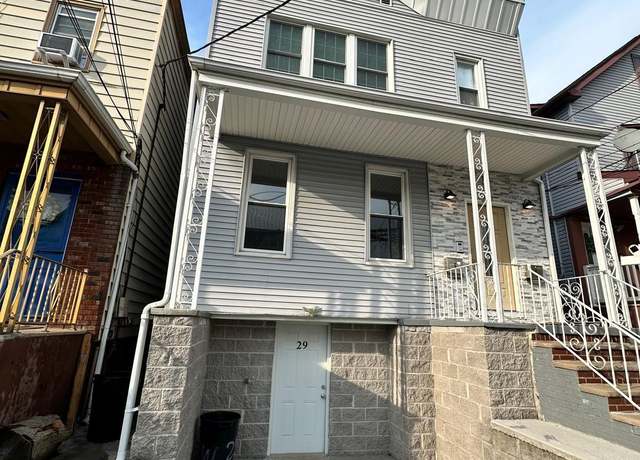 Property at 29 W 26TH St, Bayonne, NJ 07002, 7 beds, 3 baths