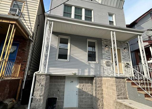 Property at 29 W 26TH St, Bayonne, NJ 07002, 7 beds, 3 baths