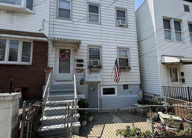 Property at 165 LINCOLN St, Jersey City, NJ 07307, 3 beds, 3 baths