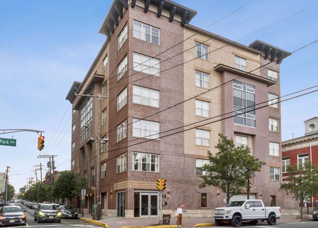Property at 4401 PARK Ave Unit 2B, Union City, NJ 07087, 2 beds, 2 baths