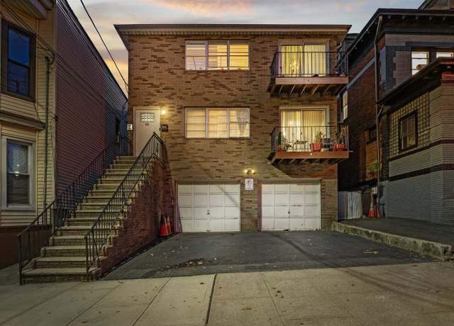 Property at 419 16TH St, Union City, NJ 07038, 10 beds, 5 baths