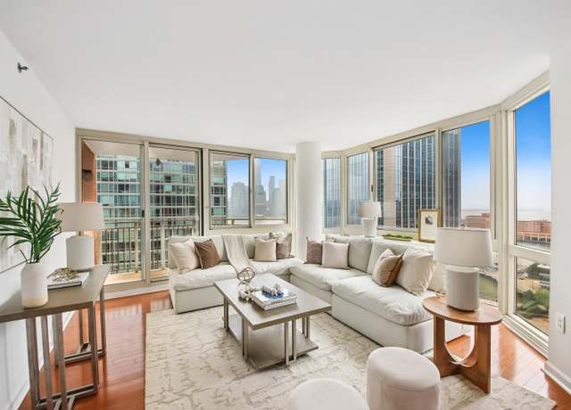 Property at 20 2ND St #1909, Jersey City, NJ 07302, 3 beds, 2 baths