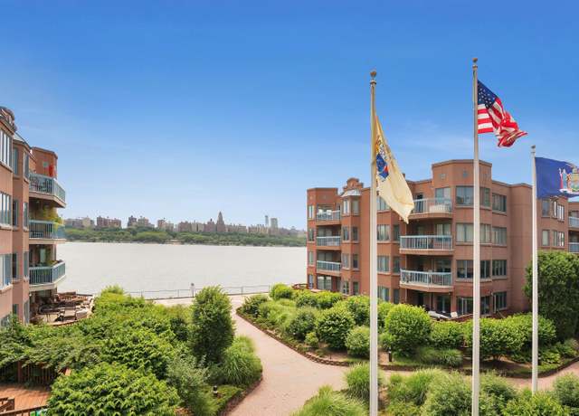 Property at 503 ELLERY Ct #503, Edgewater, NJ 07020, 1 bed, 1 bath