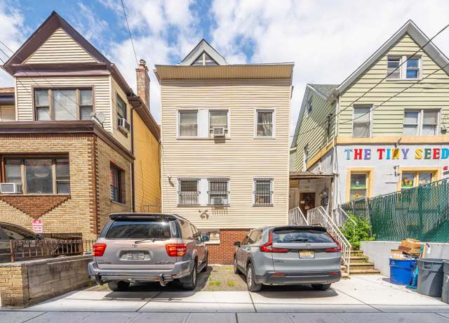 Property at 122 37TH St, Union City, NJ 07087, 2 beds, 3 baths