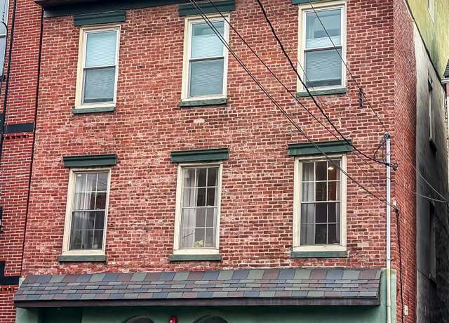Property at 376 PALISADE Ave #3, Jersey City, NJ 07307, 2 beds, 2.5 baths