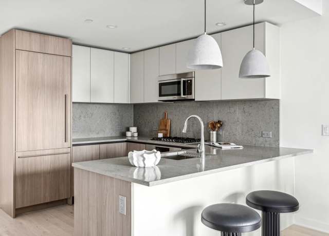Property at 155 BAY St #2805, Jersey City, NJ 07302, 1 bed, 1 bath