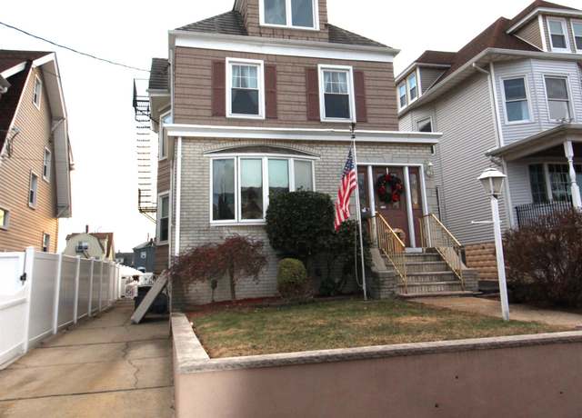Property at 34 PAVONIA Ave, Kearny, NJ 07032, 4 beds, 1.5 baths