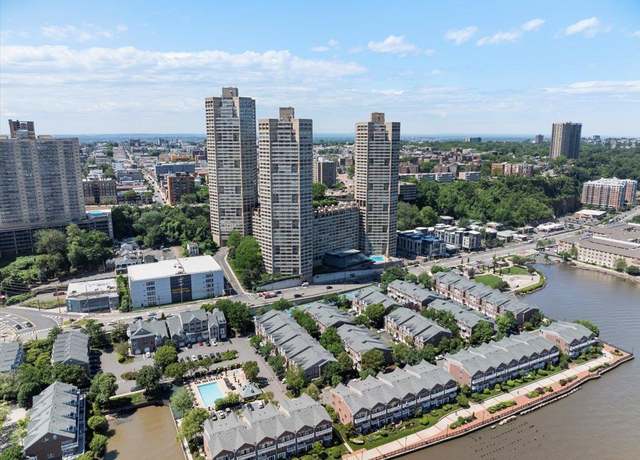 Property at 7000 BLVD E Unit 40B, Guttenberg, NJ 07093, 3 beds, 2.5 baths
