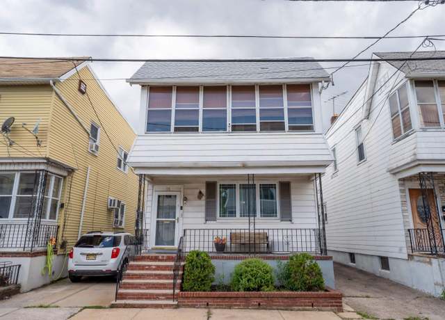 Property at 35 WINDSOR St, Kearny, NJ 07032, 3 beds, 3 baths