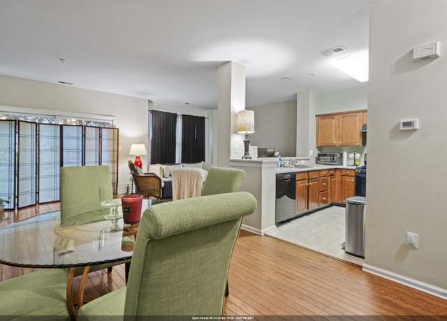 Property at 79 LYDIA Dr, Guttenberg, NJ 07087, 2 beds, 2.5 baths