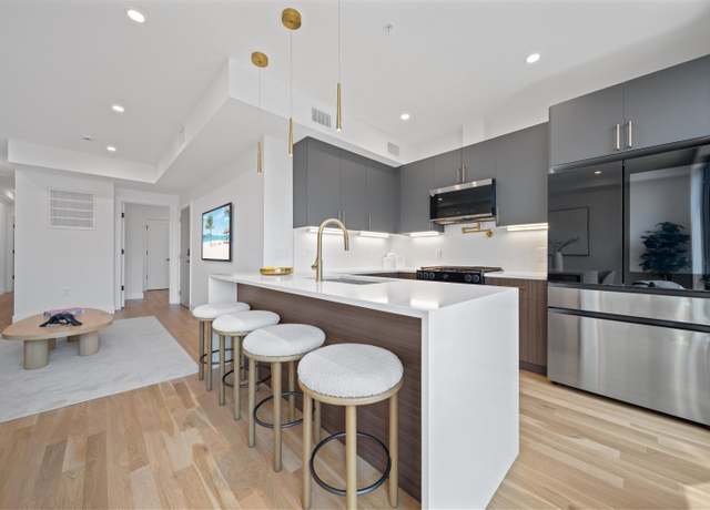 Property at 28 BEACON Ave #2, Jersey City, NJ 07306, 3 beds, 2 baths
