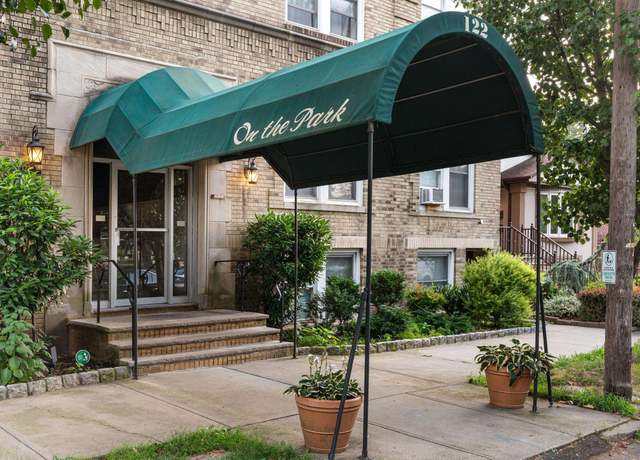 Property at 122 W 39TH St Unit A4, Bayonne, NJ 07302, 1 bed, 1 bath