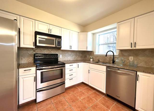 Property at 214 70TH St Unit 1B, Guttenberg, NJ 07093, 2 beds, 2 baths