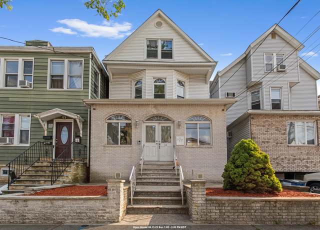 Property at 24 W 30TH St, Bayonne, NJ 07002, 10 beds, 4 baths