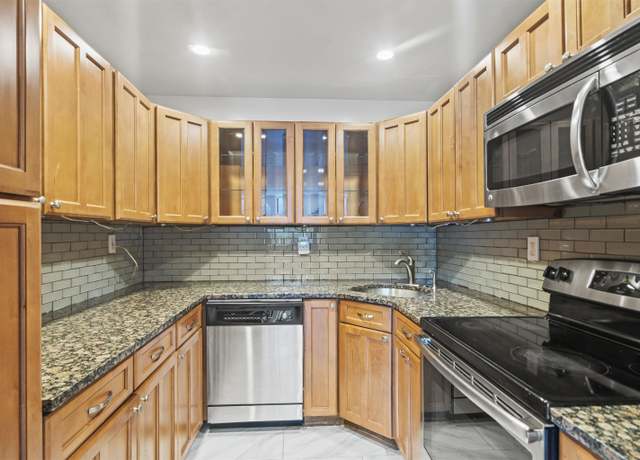 Property at 1 GREENE St #105, Jersey City, NJ 07302, 1 bed, 1 bath