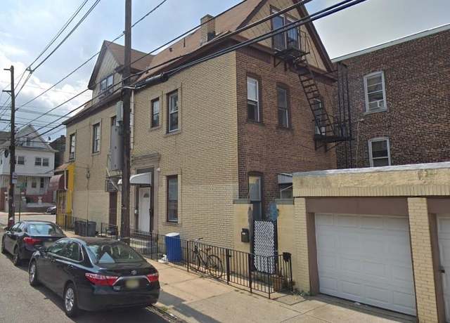 Property at 295 AVENUE B, Bayonne, NJ 07002, 9 beds, 5 baths