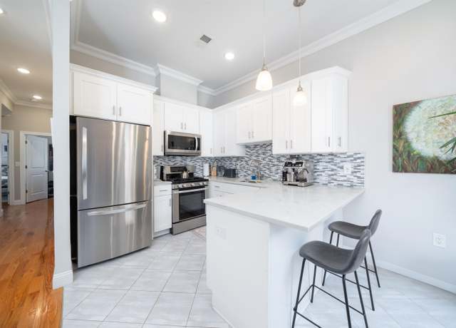 Property at 247 CAMBRIDGE Ave Unit 3 (301), Jersey City, NJ 07307, 2 beds, 2 baths