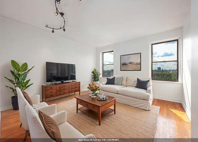 Property at 186 WAYNE St Unit 423D, Jersey City, NJ 07302, 2 beds, 1.5 baths