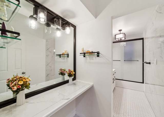 Property at 803 AVENUE A Unit 3B, Bayonne, NJ 07002, 2 beds, 1 bath