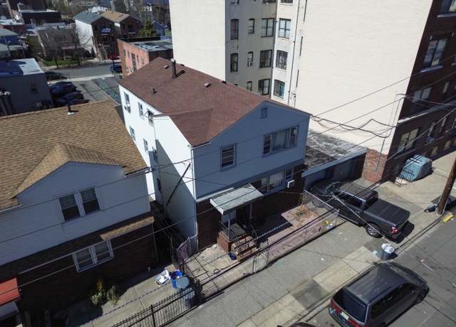 Property at 81 VAN WAGENEN Ave, Jersey City, NJ 07306, 8 beds, 3 baths