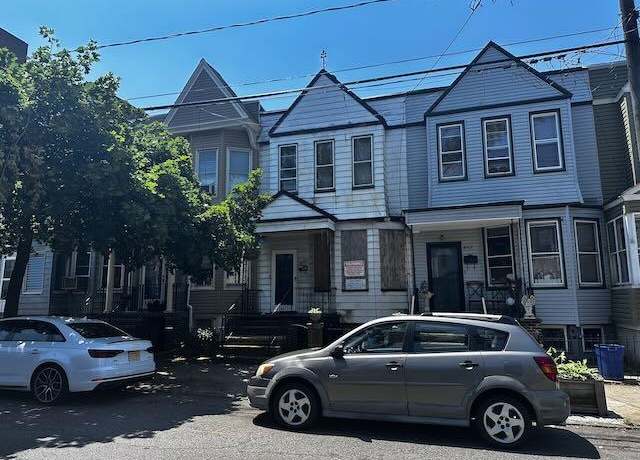 Property at 445 FAIRMOUNT Ave, Jersey City, NJ 07306, 3 beds, 1 bath