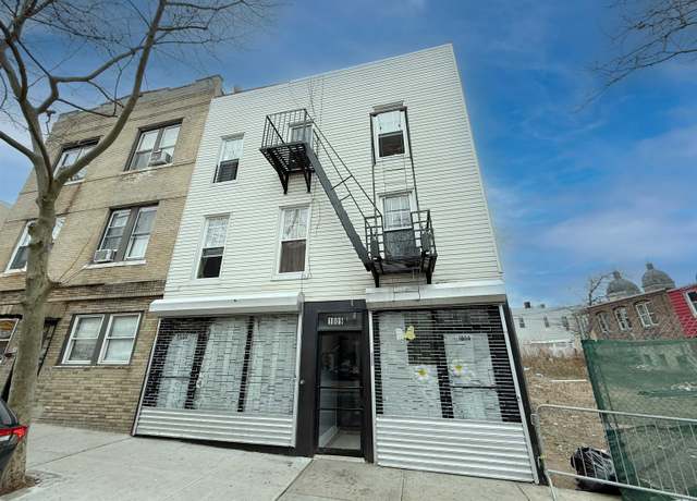 Property at 1809 BERGENLINE Ave, Union City, NJ 07087, 12 beds, 6 baths