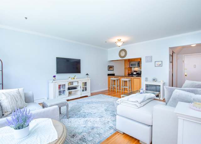Property at 72 PARK Ave Unit 2A, Hoboken, NJ 07030, 1 bed, 1 bath