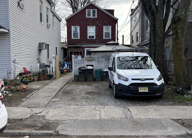 Property at 10 E 11TH St, Bayonne, NJ 07002, 5 beds, 2 baths