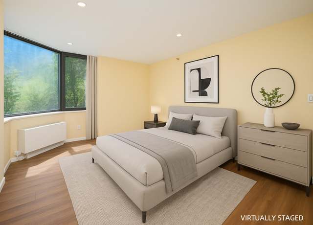 Property at 45 RIVER Dr S #406, Jersey City, NJ 07310, 3 beds, 2 baths
