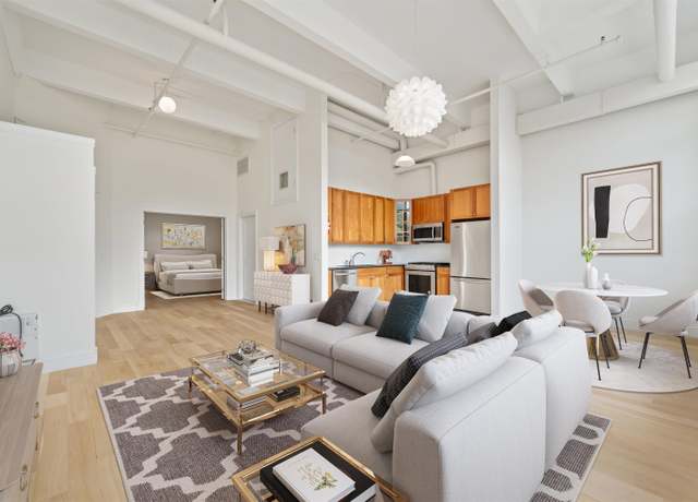 Property at 300 COMMUNIPAW Ave #122, Jersey City, NJ 07304, 1 bed, 1 bath