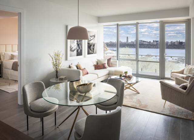 Property at 320 ADOLPHUS Ave #321, Cliffside Park, NJ 07010, 3 beds, 2 baths