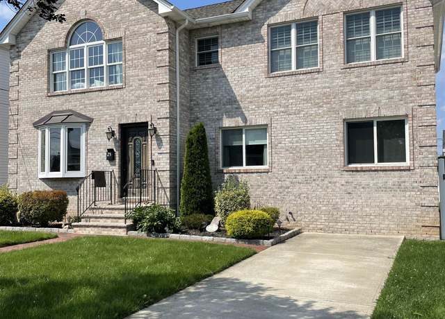 Property at 25 ELIZABETH Ct, Secaucus, NJ 07094, 6 beds, 4 baths