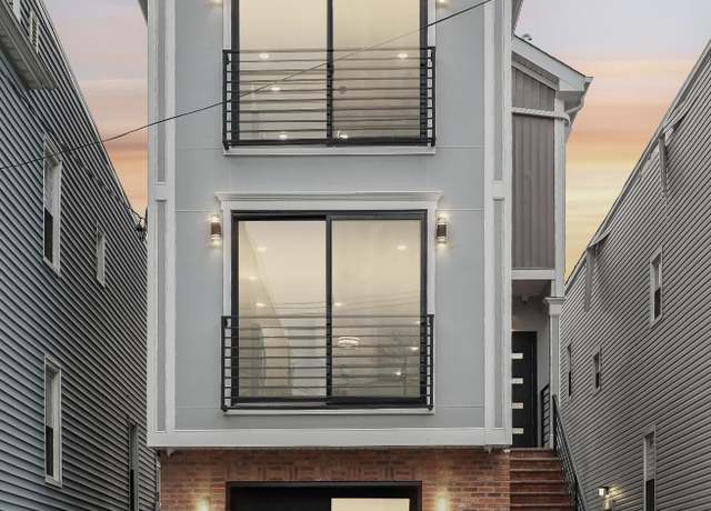 Property at 27 E 16TH St, Bayonne, NJ 07002, 6 beds, 5 baths