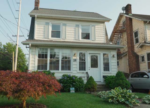 Property at 28 MONROE Pl, Bloomfield, NJ 07003, 2 beds, 2 baths