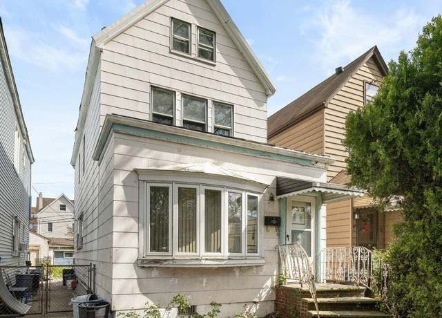 Property at 6 STEGMAN Pl, Jersey City, NJ 07305-1414, 2 beds, 2.5 baths