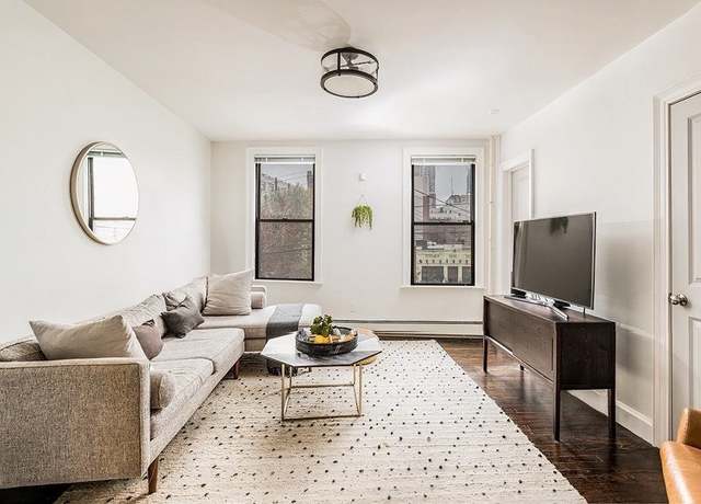 Property at 13 COLES St, Jersey City, NJ 07302, 3 beds, 3 baths